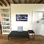 6br Designer Or Separate 2br Option בית נופש פת'רד און סי