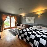 בית נופש 6br Designer Or Separate 2br Option