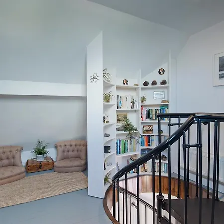 Tatil Evi 6br Designer Or Separate 2br Option Fethard-on-Sea