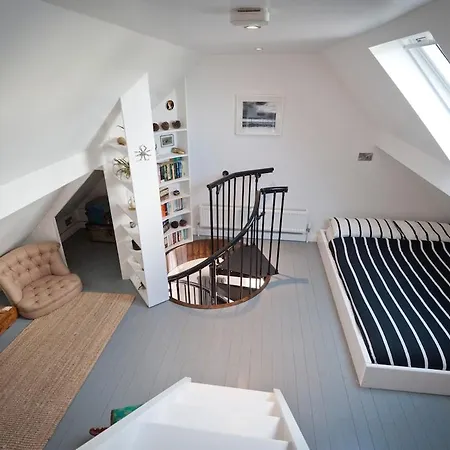 Tatil Evi 6br Designer Or Separate 2br Option Fethard-on-Sea