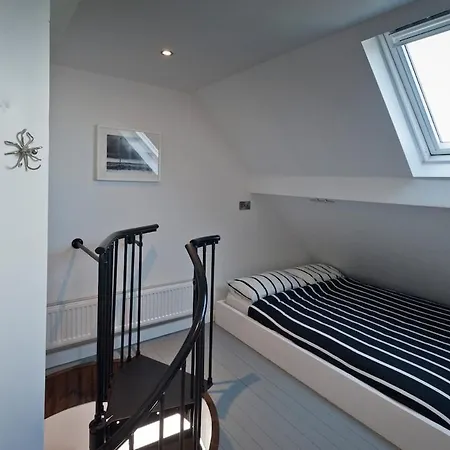 Сasa de vacaciones 6br Designer Or Separate 2br Option *