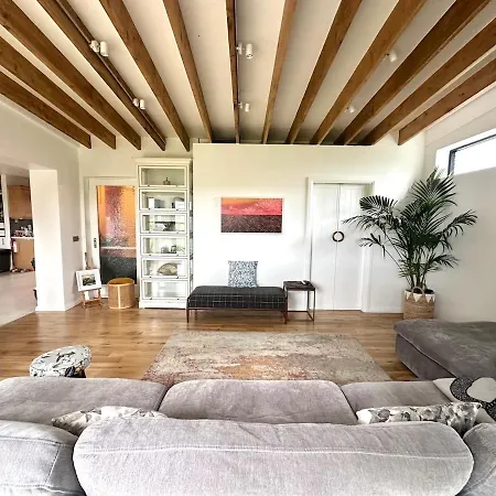 6br Designer Or Separate 2br Option Tatil Evi Fethard-on-Sea