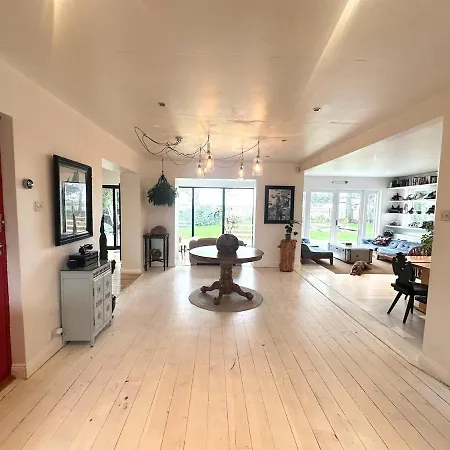 6br Designer Or Separate 2br Option Fethard on Sea