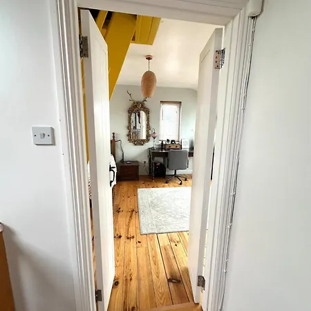 Tatil Evi 6br Designer Or Separate 2br Option