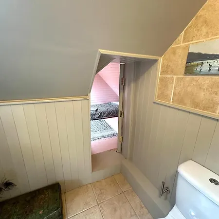 6br Designer Or Separate 2br Option Fethard on Sea