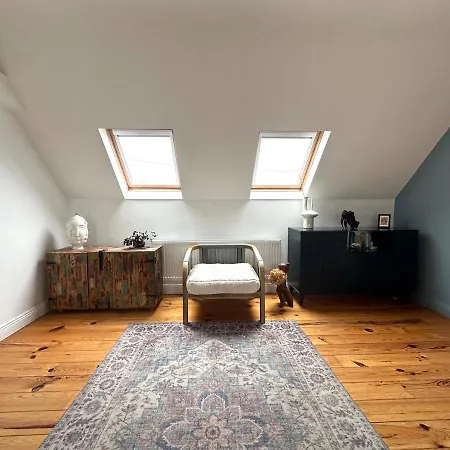 Tatil Evi 6br Designer Or Separate 2br Option *