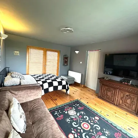 6br Designer Or Separate 2br Option *