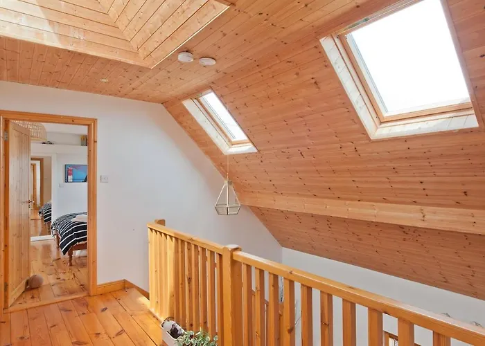 Vakantiehuis 6br Designer Or Separate 2br Option