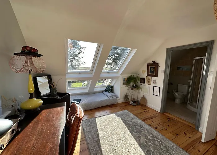 Vakantiehuis 6br Designer Or Separate 2br Option *