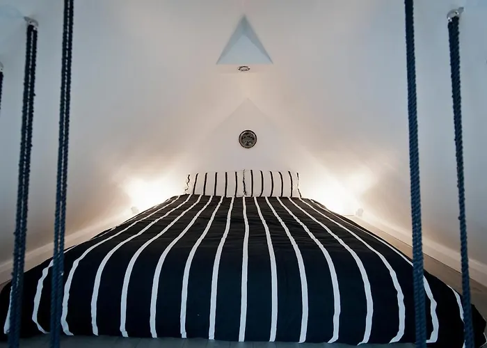 Vakantiehuis 6br Designer Or Separate 2br Option *