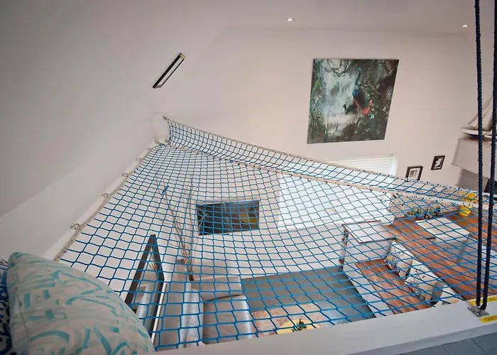 Vakantiehuis 6br Designer Or Separate 2br Option