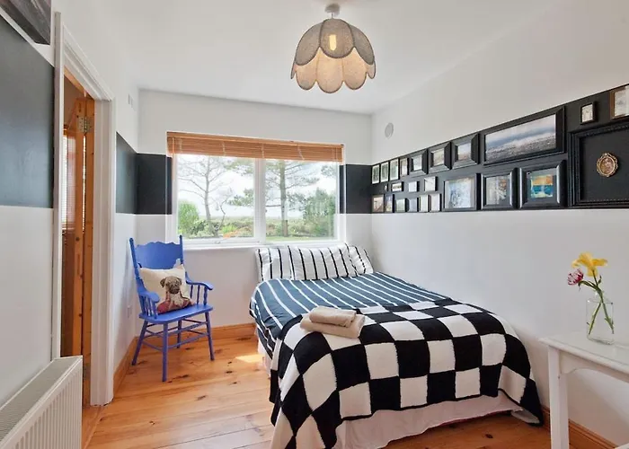 6br Designer Or Separate 2br Option Fethard-on-Sea