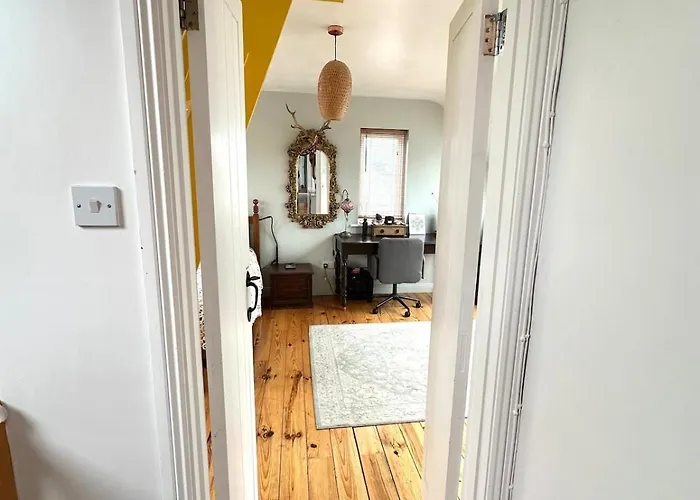 Vakantiehuis 6br Designer Or Separate 2br Option