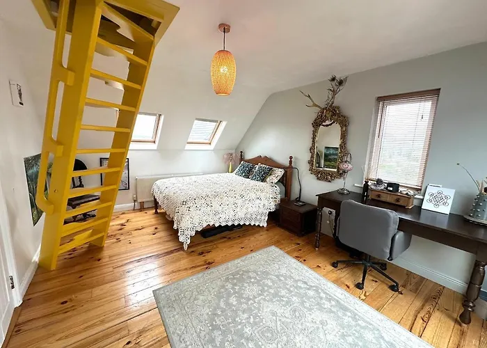 6br Designer Or Separate 2br Option Fethard-on-Sea