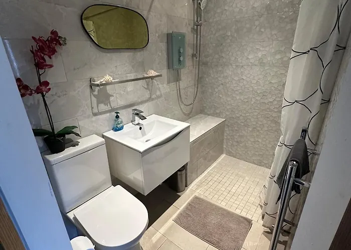 6br Designer Or Separate 2br Option Fethard-on-Sea